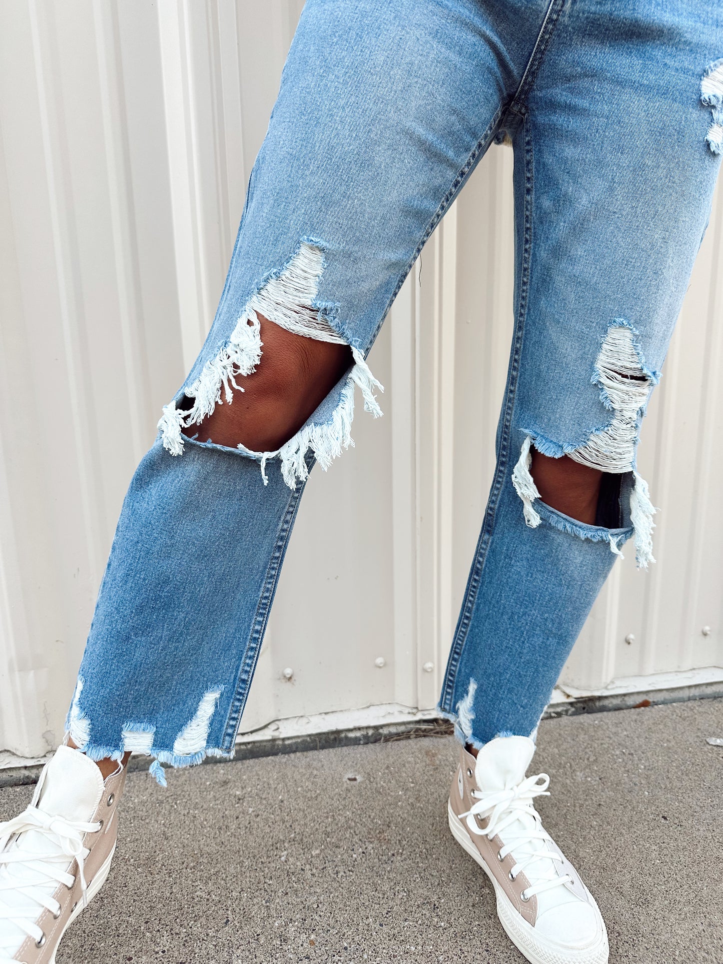 Sutton Distressed High Waisted Jeans (XL available)